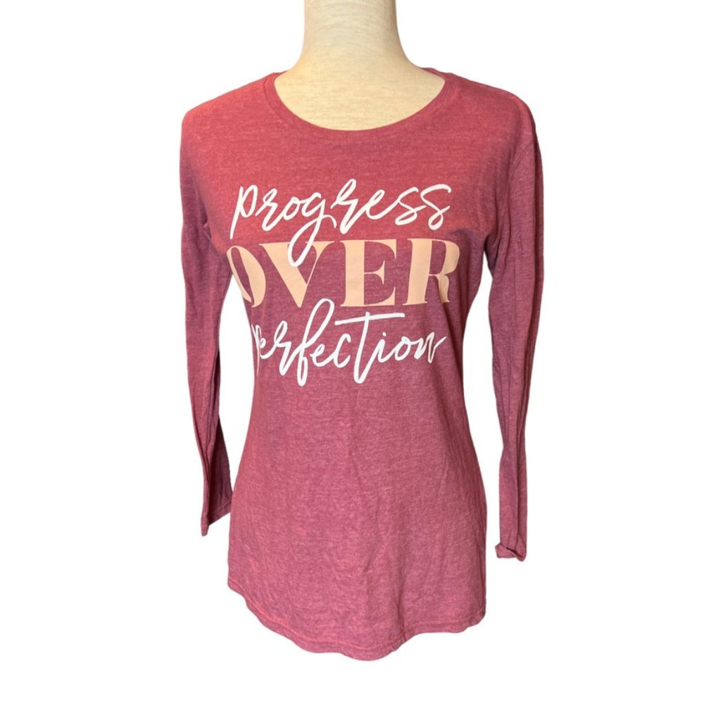 Progress Over Perfection long sleeve pullover tshirt Size Small EUC